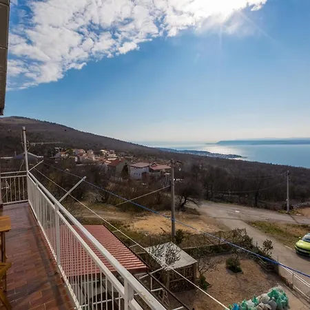 With A Parking Space - 13450 Crikvenica